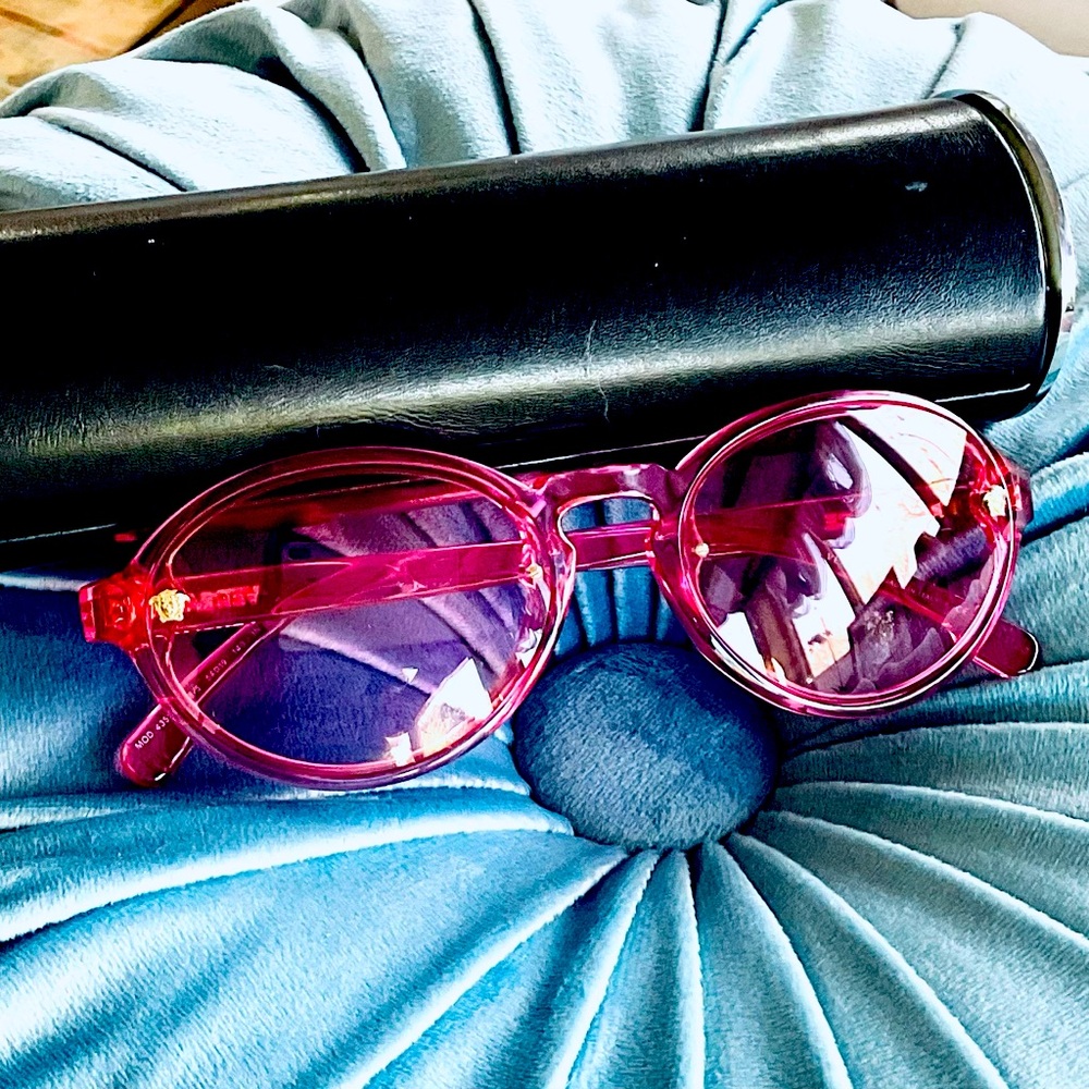 VERSACE MEDUSA TINTED SUNGLASSES - Picture 9 of 11